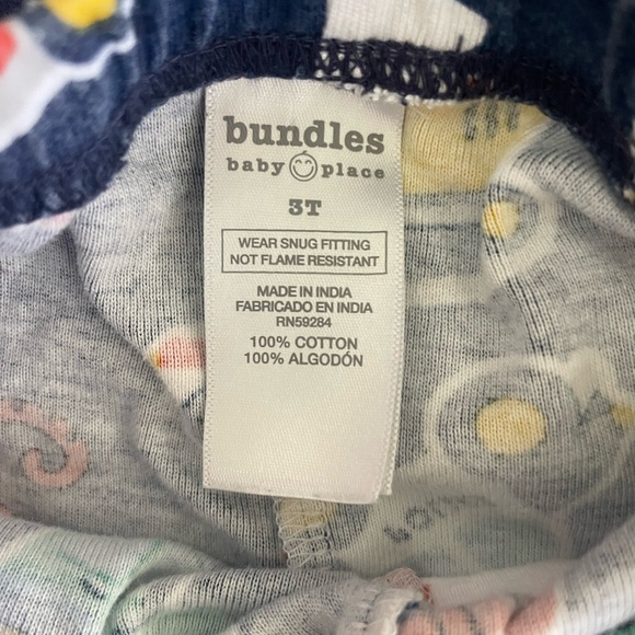 Boys Pajamas 3T - Picture 3 of 3